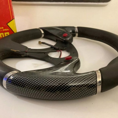 Ranieri steering wheel new with MOMO adapter new