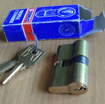 Domus 11054 Security Lock Cylinder 54mm like new