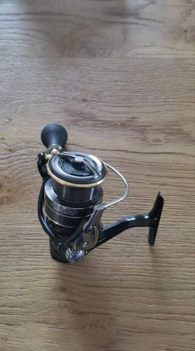 Daiwa 19 Ballistic LT 4000-CXH like new - € 200,00 - Vendora.cy