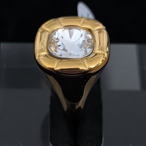 Signet ring gold-colored with transparent stone new, vintage style