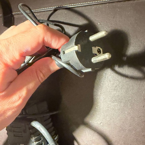 YES Simplifying Life Power Supply SMP-120W like new, universal laptop charger 120W