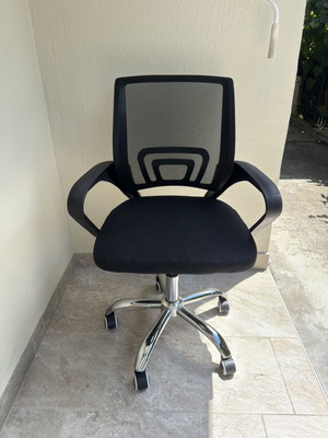 Office chair new and unused