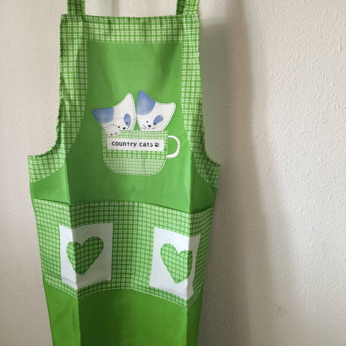 Kitchen apron new green with 2 large pockets