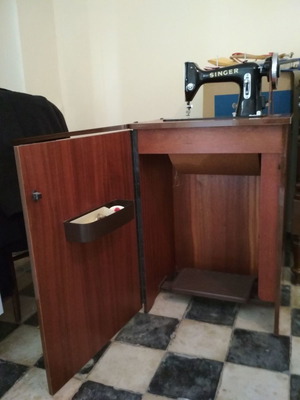 Ραπτομηχανή Singer μεταχειρισμένη σε άριστη κατάσταση