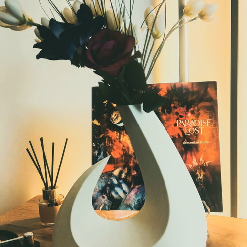 Luna Flame Sculpture decorative vase and flowerpot