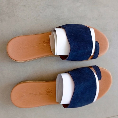 Leather sandals, summer, only 8 €.