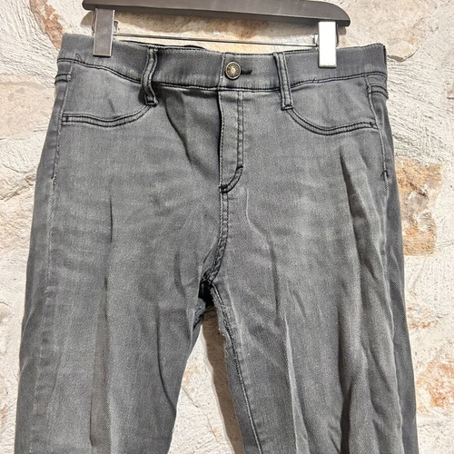 Benetton Dark Grey Ripped Knee Stretchy Skinny Jeans like new