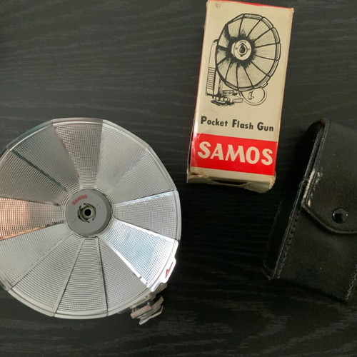 SAMOS Pocket Flash Gun Vintage with Box and Case