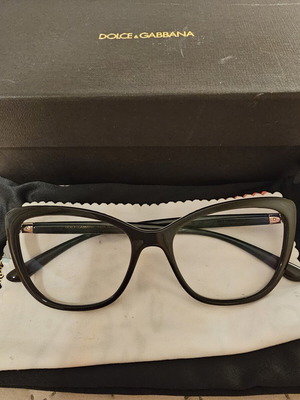Dolce & Gabbana Cat-Eye Glasses like new, black acetate frame