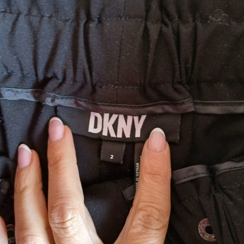 DKNY pants black like new, size XS