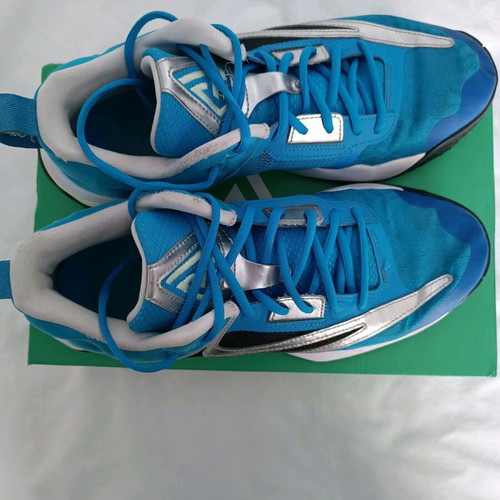 Nike Zoom Freak 4 size 44 like new, gray and blue