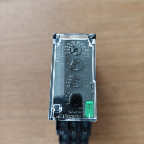 Schneider Electric RM22TR33 τριφασικό ρελέ ελέγχου τάσης