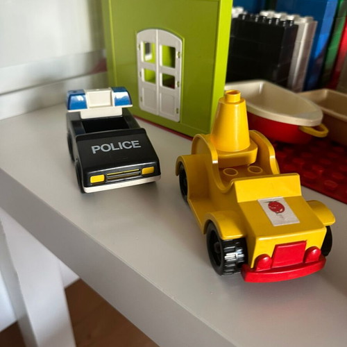 Various LEGO TUBLO used