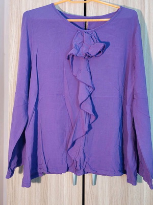 Purple blouse like new, size M