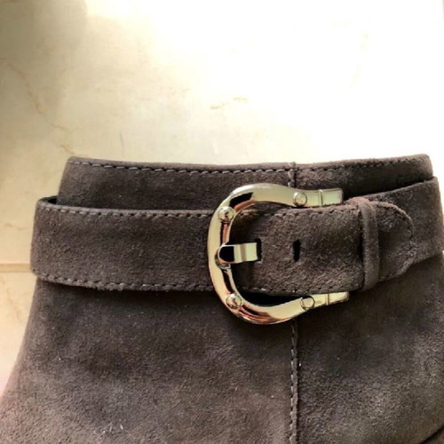 Geox anatomical leather ankle boots like new