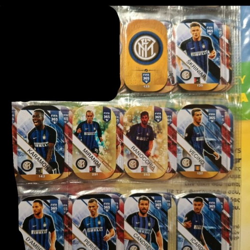 Inter Fifa Adrenalyn caps used, sold as a pack