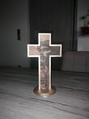 Ξύλινος σταυρός με χάραξη Ιησού Χριστού, χειροποίητος, νέος