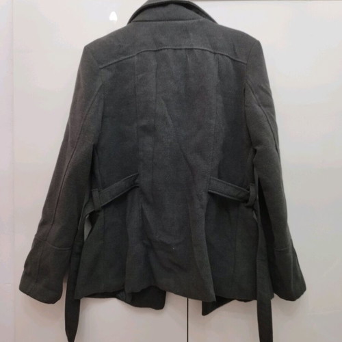 Fullah Sugah gray coat with belt used, size M