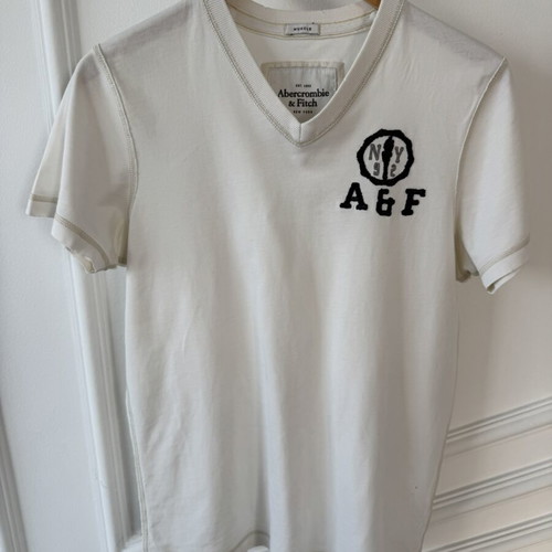 Abercrombie & Fitch Muscle Vintage V-Neck T-Shirt Size M used, cotton