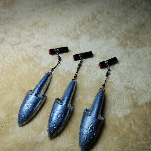 Fishing weights arrow with swivel and Sissy new 60g