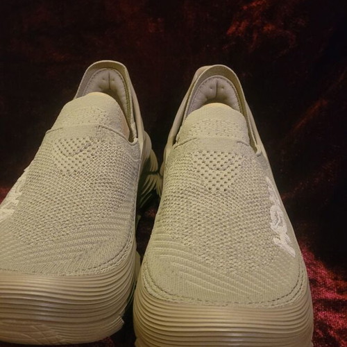 Hoka One One sneakers size 44 new beige