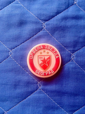Delije Redstar Gypsum Magnet new, authentic, 6 cm diameter