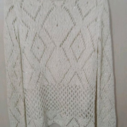 White blouse with bow and subtle sequin like new
