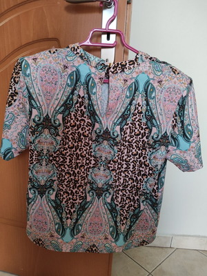 Iraida blouse multicolor new, size M/L