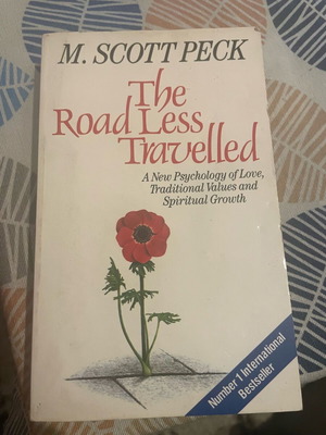 The Road Less Travelled book like new, English