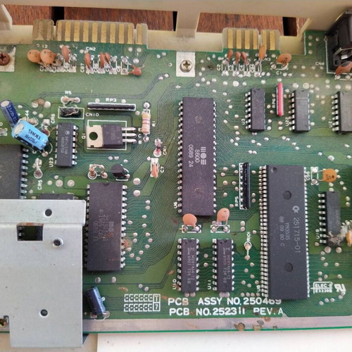Commodore C64C used, with some missing keys and functional issues