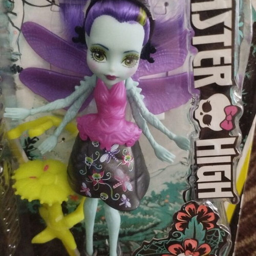 Monster High Doll Garden Ghouls Wingrid new and rare