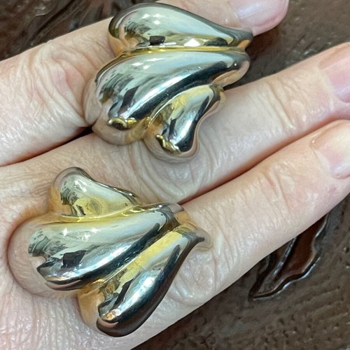 P.E.P. Custom Jewellery collectible large clip earrings like new