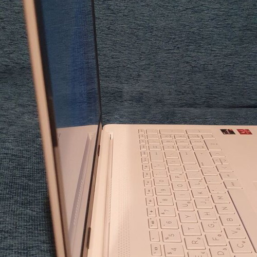 HP 15-db1019nv laptop Ryzen 5, 16GB RAM, 250GB Samsung SSD, Full HD