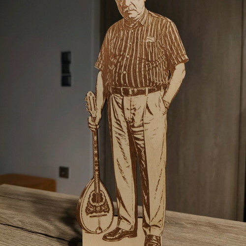 Wooden decorative Markos Vamvakaris new with laser engraving