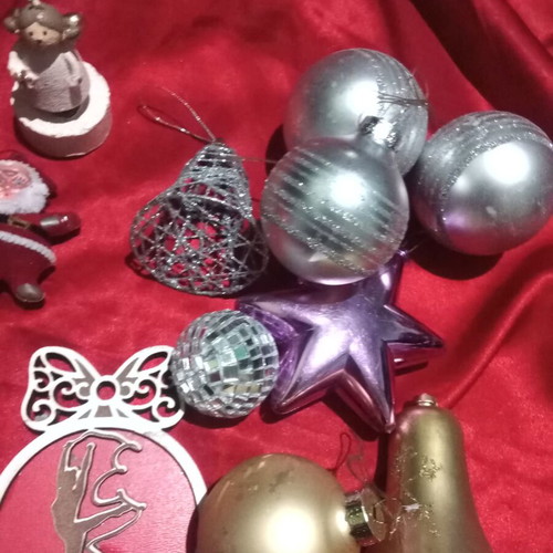 Christmas tree ornaments used, set of 25 pieces