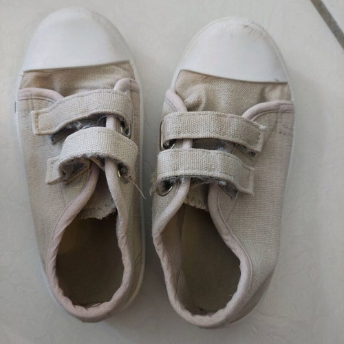 Beige canvas shoes No27 used for boy and/or girl