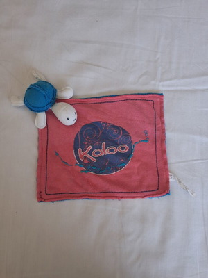 Kaloo comfort cloth for babies, like new