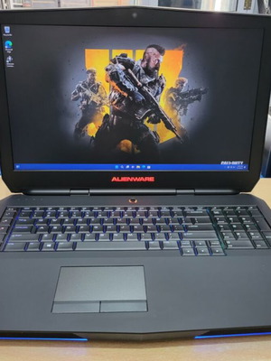 Alienware 17R3 gaming laptop, 17.3 inch touchscreen