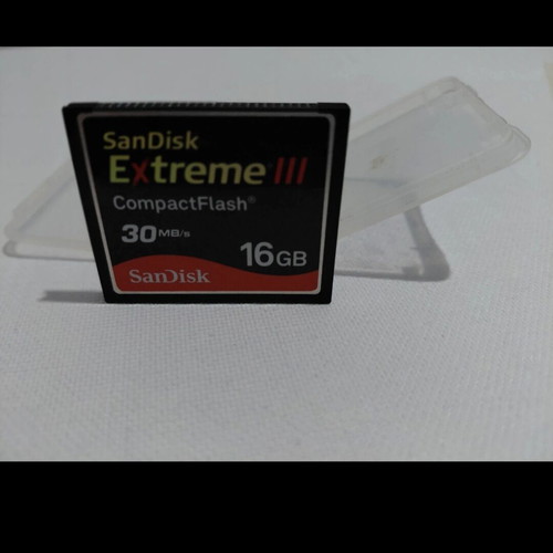 SanDisk Extreme III 16GB 30MB/s like new