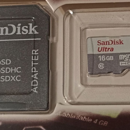 Micro SD 16GB SanDisk Ultra memory card used