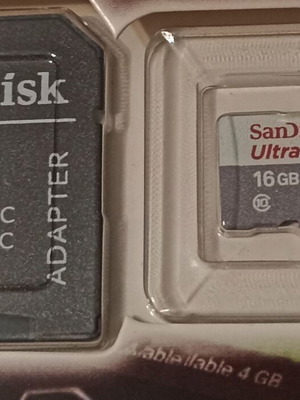 Micro SD 16GB SanDisk Ultra memory card used