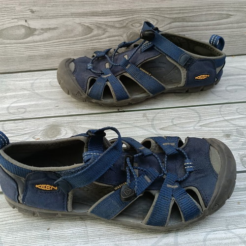 Keen sandals like new, size 36, blue
