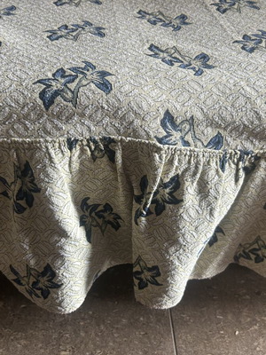 Sofa throw 2.12 x 1.56 m