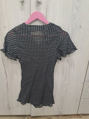 Top short-sleeve blue size M like new