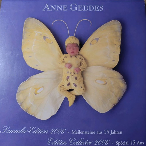 Anne Geddes 2006 calendar like new with photographic material