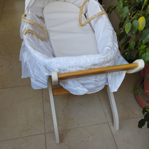 Wicker Bassinet like new with base and mattress for newborn