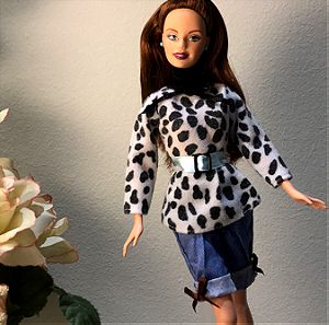 Πανέμορφη Barbie early 00s σπάνια μελαχρινή