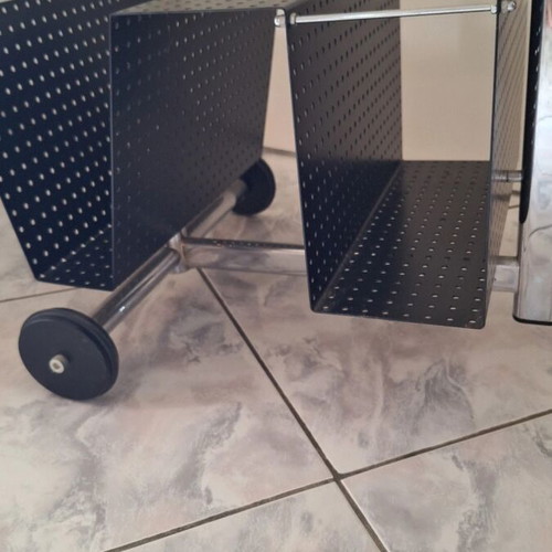 Adjustable vintage coffee table with wheels