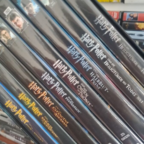 Harry Potter DVD collection 8 years with English subtitles, like new