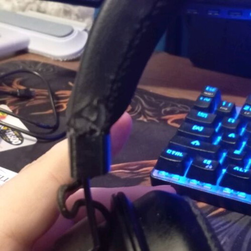 Razen Kraken v1 used headphones with non-working microphone